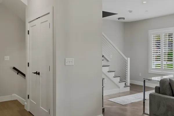 $699,900 | 14 Elise Avenue, Unit 7, Londonderry, NH 03053