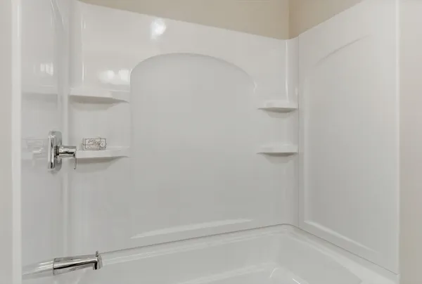 $699,900 | 14 Elise Avenue, Unit 7, Londonderry, NH 03053