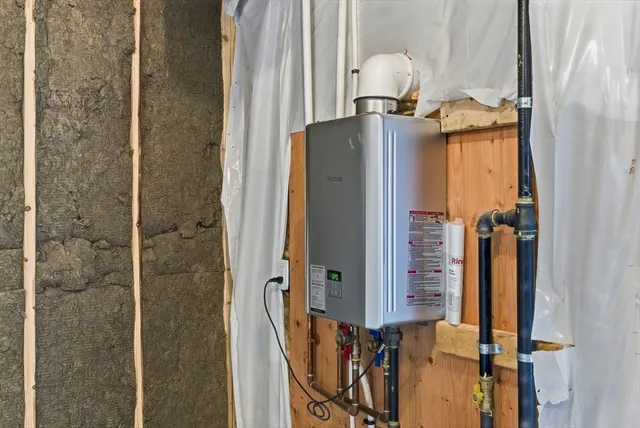 $699,900 | 14 Elise Avenue, Unit 7, Londonderry, NH 03053