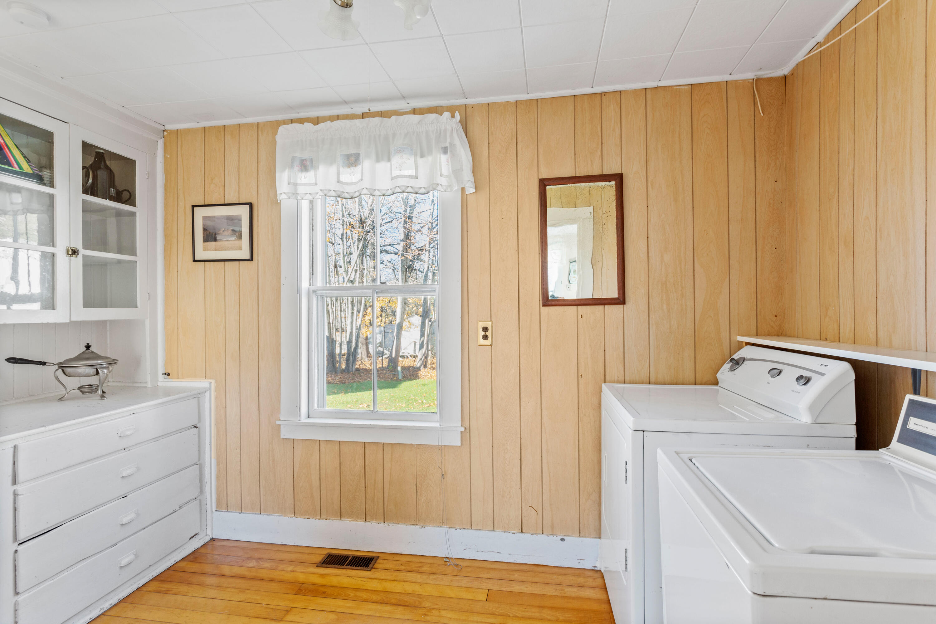 9 Sylvan Road Northeast Harbor, ME 04662 - Photo 6 of 25 06-9SylvanRd-NEH
