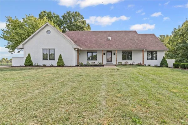 $949,550 | 14565 South Gardner Road, Gardner, KS 66030
