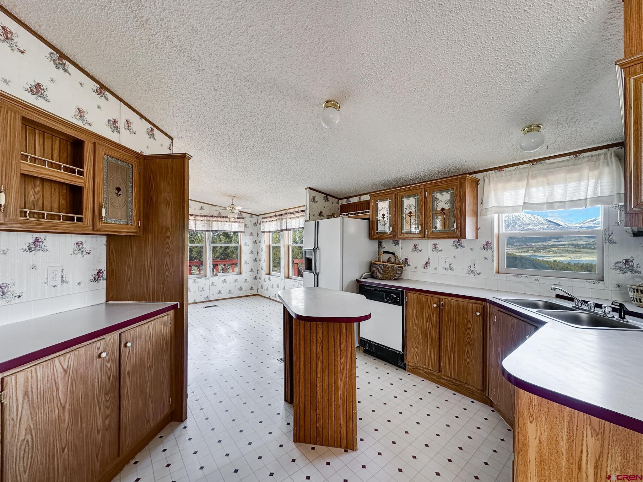 1438 Lakeview Road Crawford, CO 81415 - Photo 15 of 45 Gallery Image 15