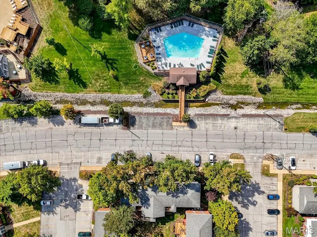 $185,000 | 9067 Wrenwood Lane, Brentwood, MO 63144