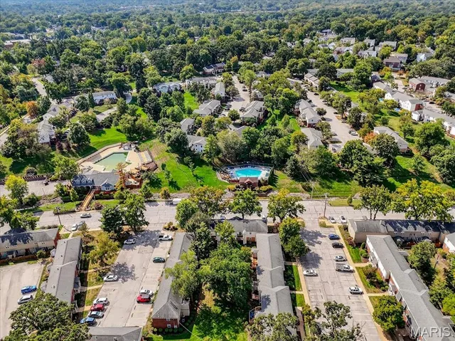 $185,000 | 9067 Wrenwood Lane, Brentwood, MO 63144