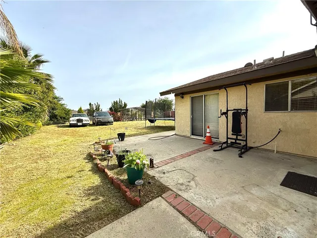 a view of a house with outdoor space