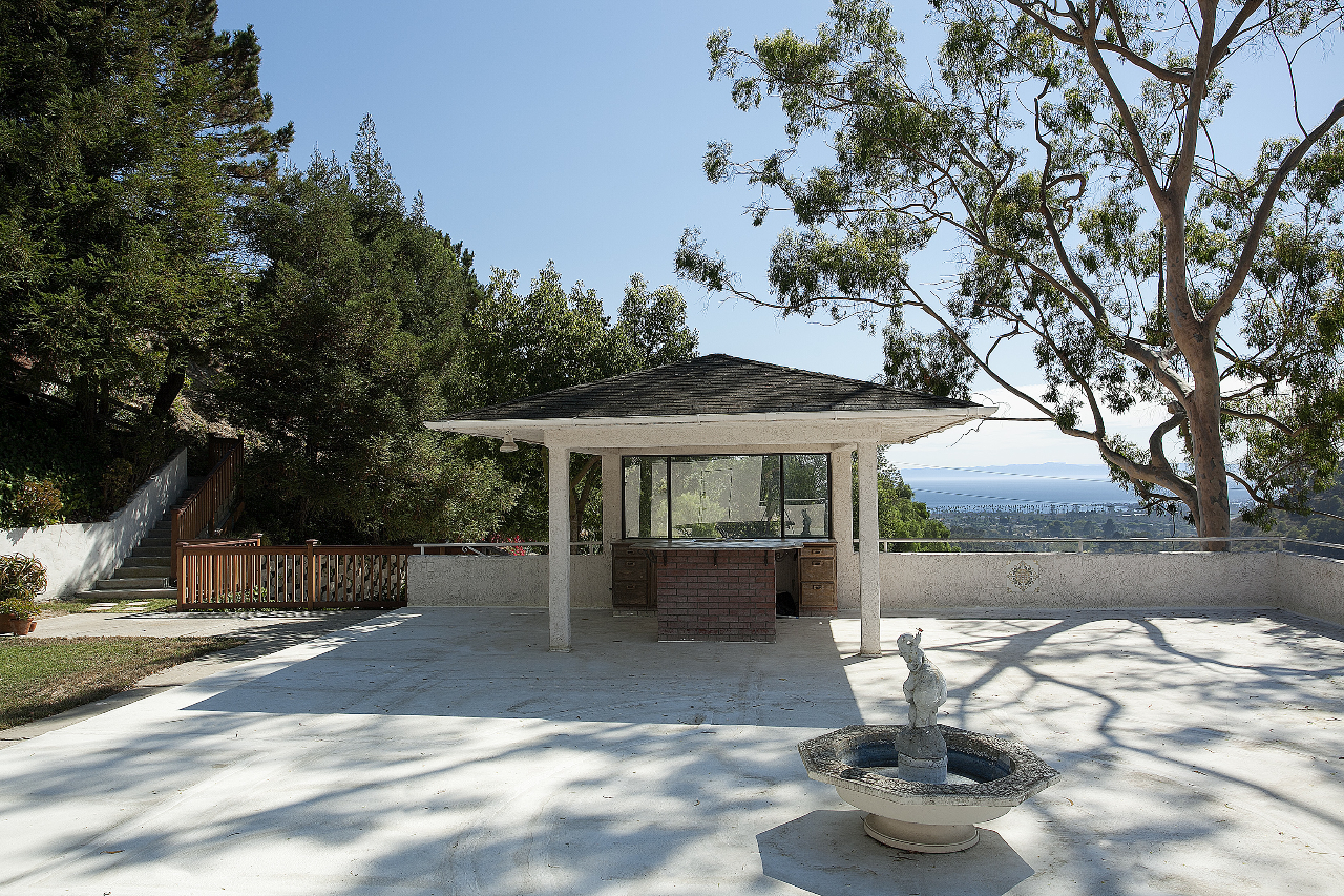 197 Canon View Road Montecito, CA 93108 - Photo 5 of 12 Ocean View Roof Top Terrace