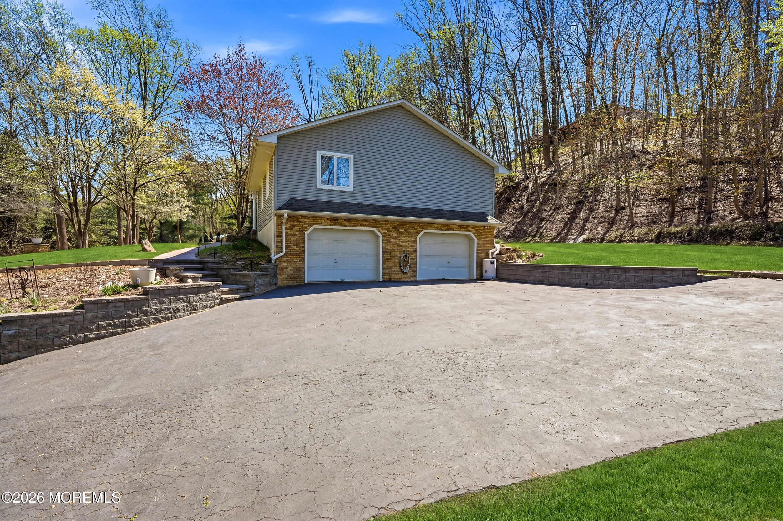 118 Nolan Road Morganville, NJ 07751 - Photo 5 of 55 048