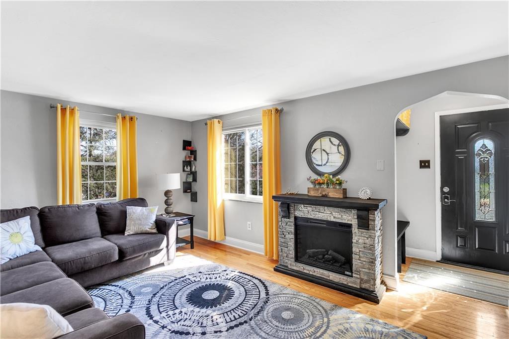2 Ruthfred Drive Pittsburgh, PA 15241 - Photo 3 of 25 Gallery Image 3