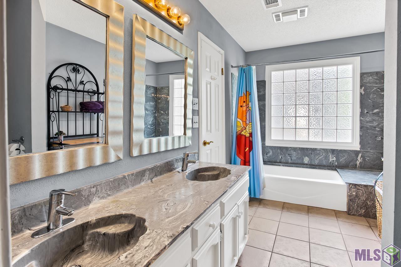 9036 Highland Road Baton Rouge, LA 70810 - Photo 8 of 12