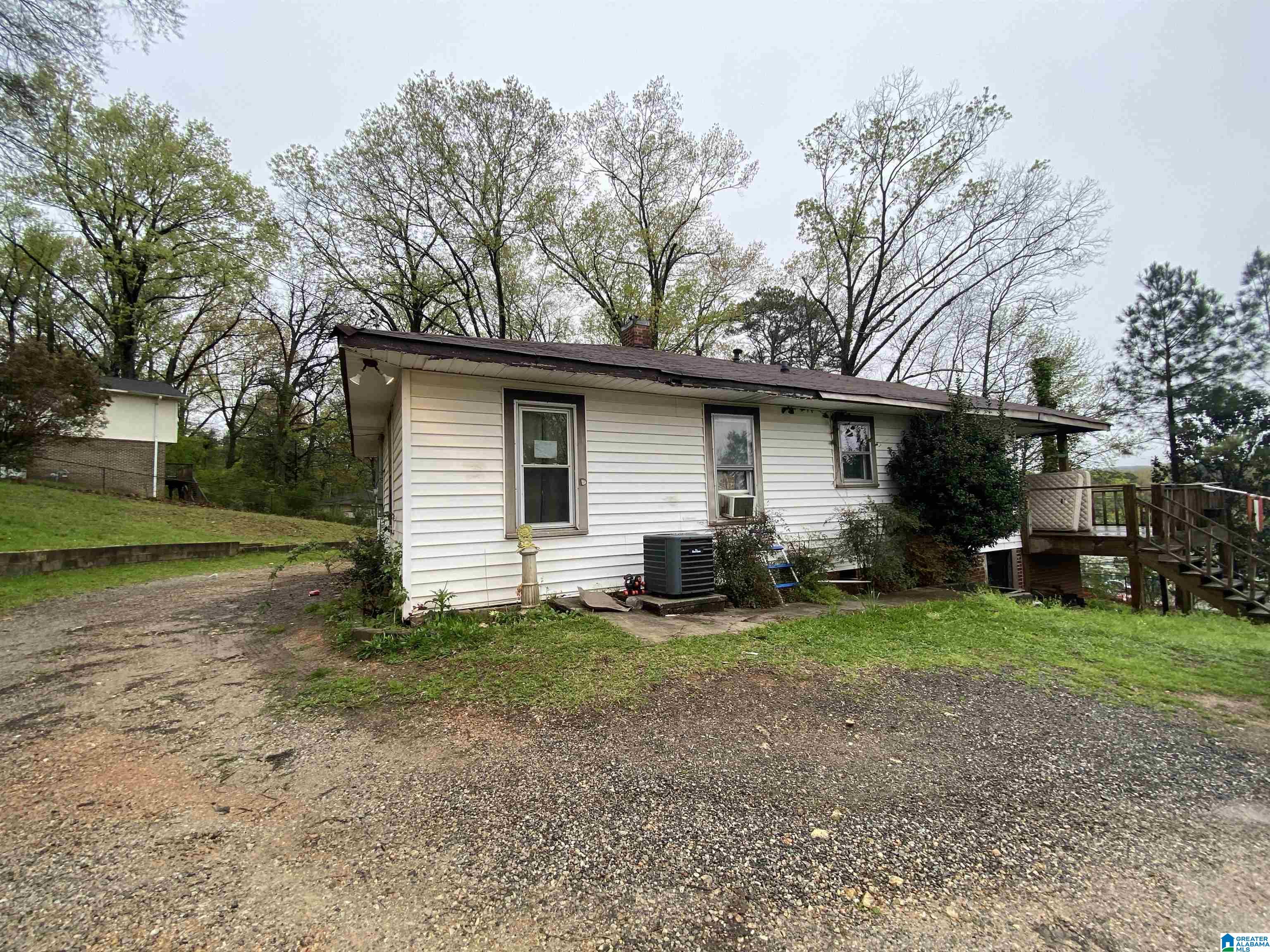 413 Jerry Drive Southwest Bessemer, AL 35022 - Photo 1 of 33