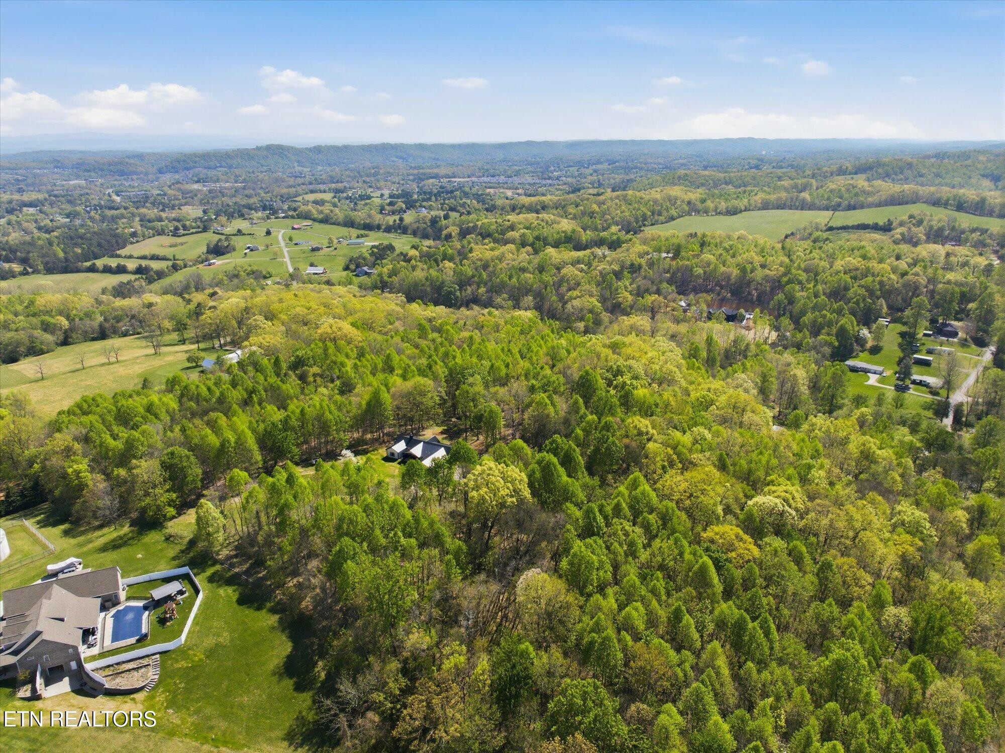 8212 Barker Road Corryton, TN 37721 - Photo 47 of 56 Gallery Image 47