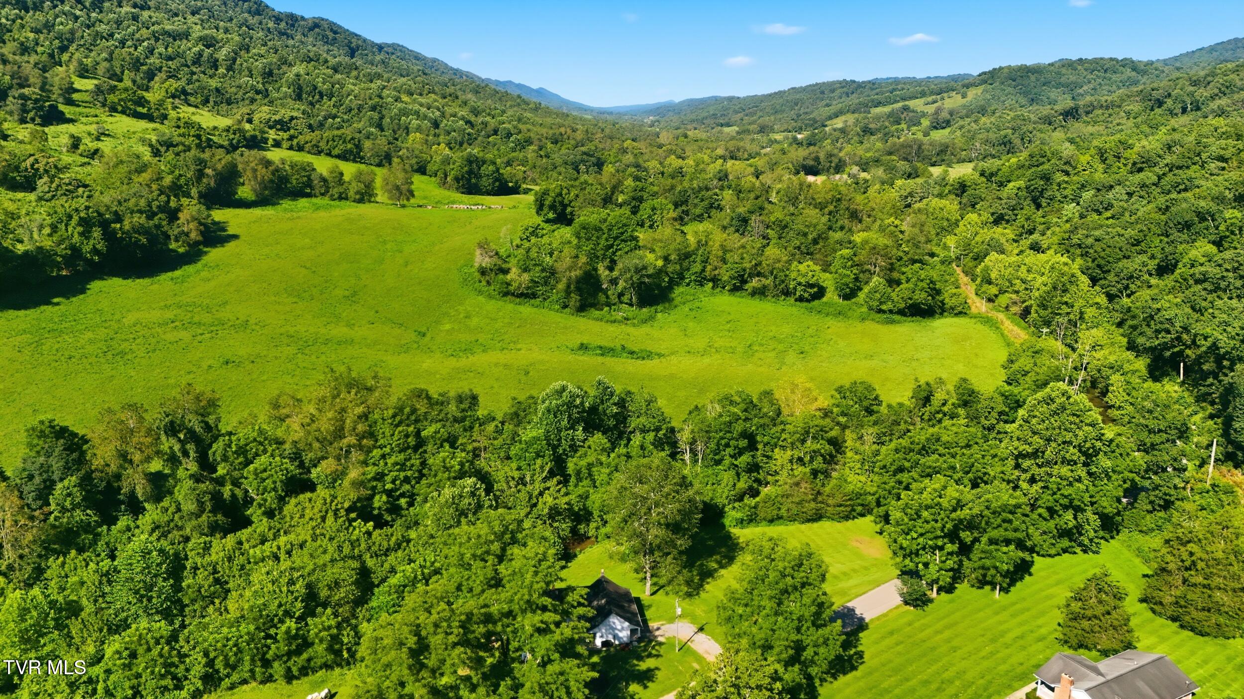 3851 Middle Wallens Creek Road Duffield, VA 24244 - Photo 3 of 30 41_dji_20260730101725_0464_d_autoremove_