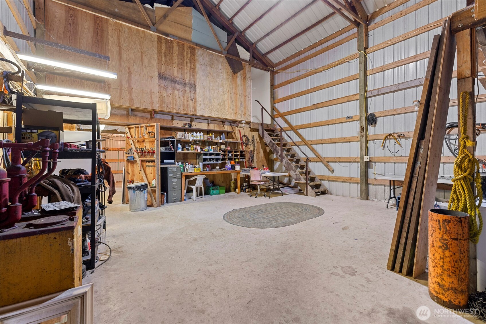 7589 Bailey Road Clinton, WA 98236 - Photo 19 of 40