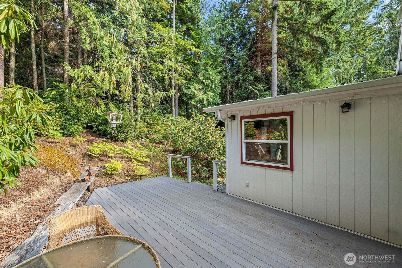 7589 Bailey Road Clinton, WA 98236 - Photo 33 of 40