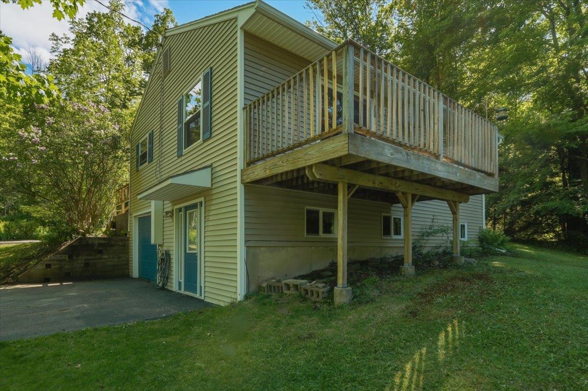 1153 Richmond Road Hinesburg, VT 05461 - Photo 5 of 35