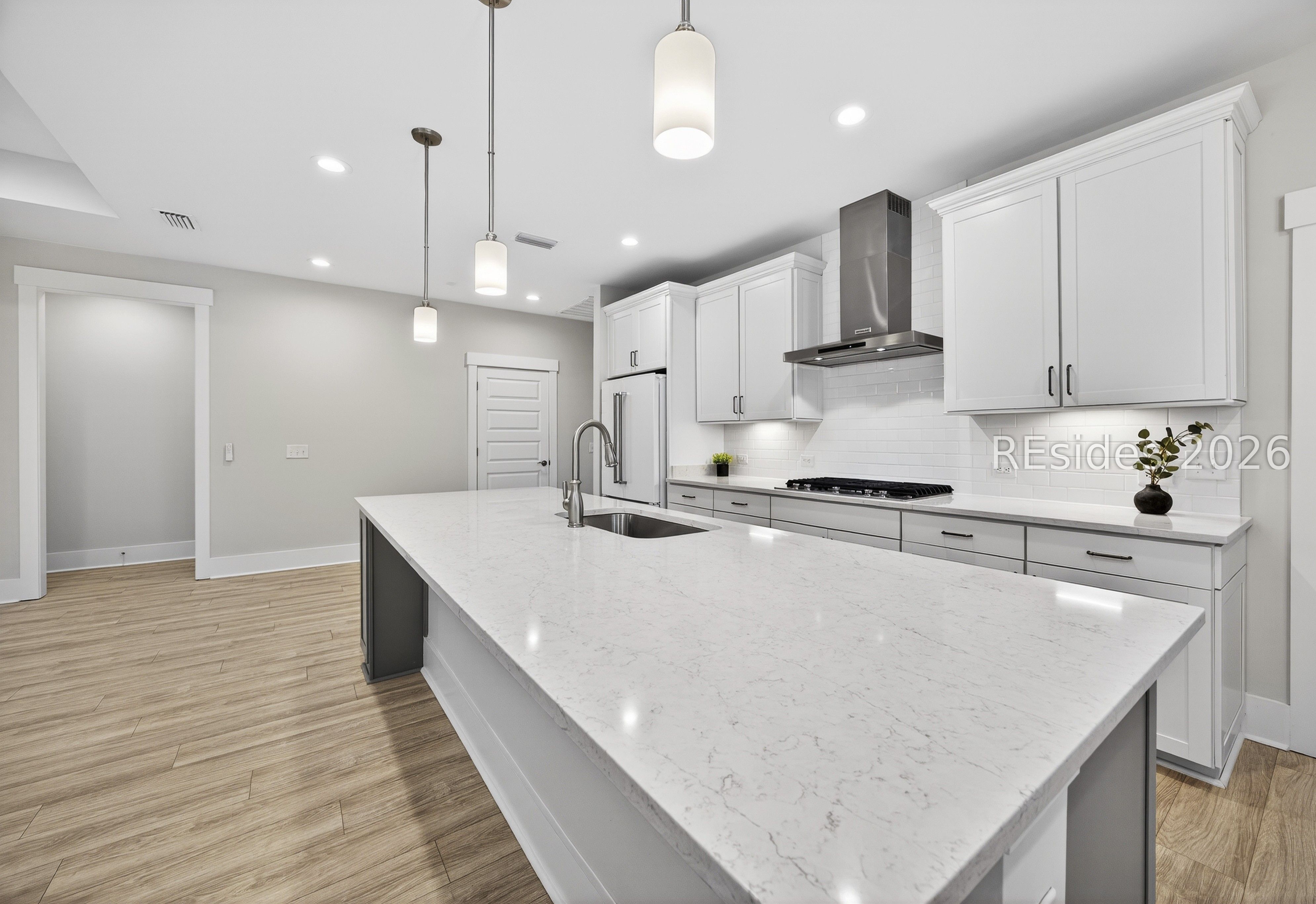 539 Sunfish Way Bluffton, SC 29909 - Photo 23 of 70 Kitchen with large island