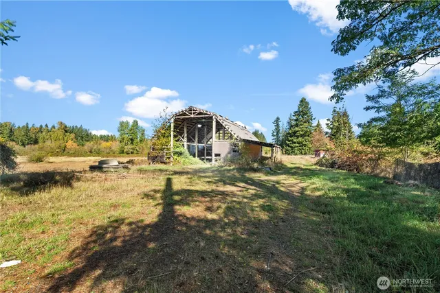 $850,000 | 1305 336th Street South, Roy, WA 98580
