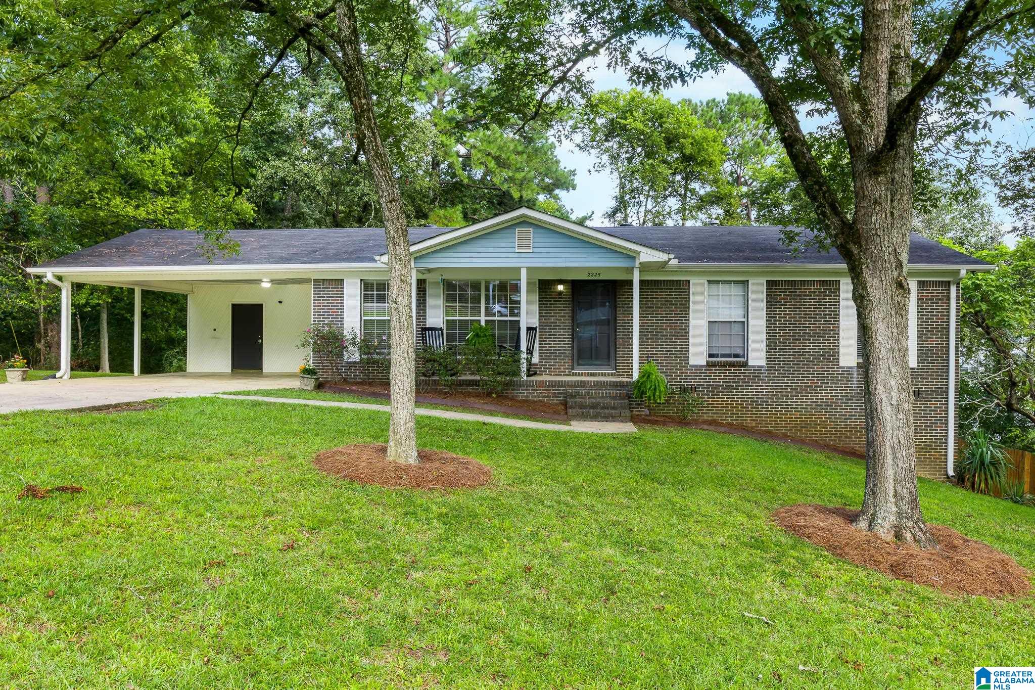 2225 Ridgebrook Road Fultondale, AL 35068 - Photo 2 of 35