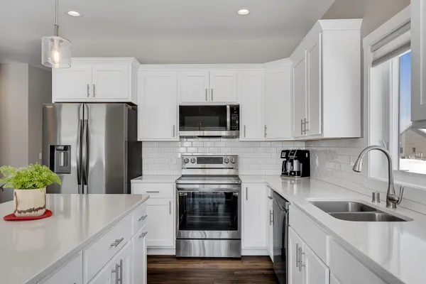 $399,900 | 733 Crockett Drive, Holmen, WI 54636