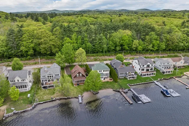 $2,495,000 | 90 Paugus Park Road, Laconia, NH 03246
