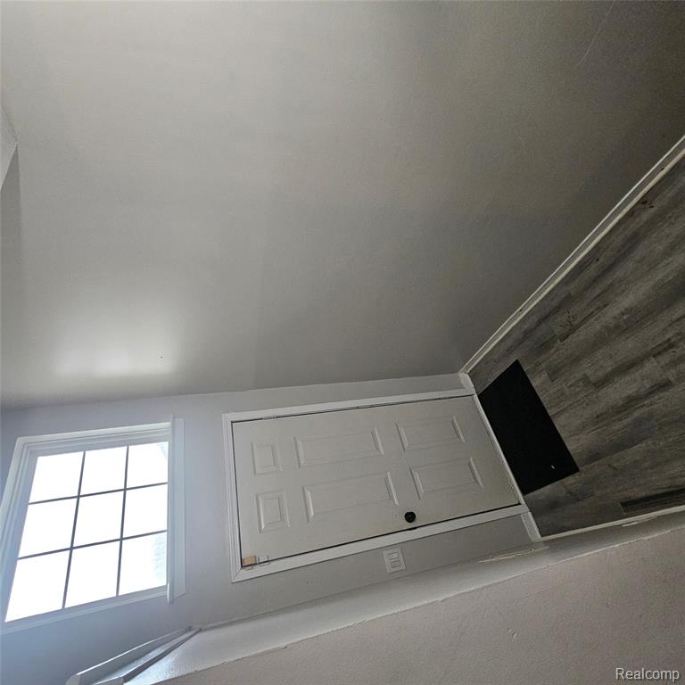 215 Oak Ridge Drive Pontiac, MI 48341 - Photo 26 of 34