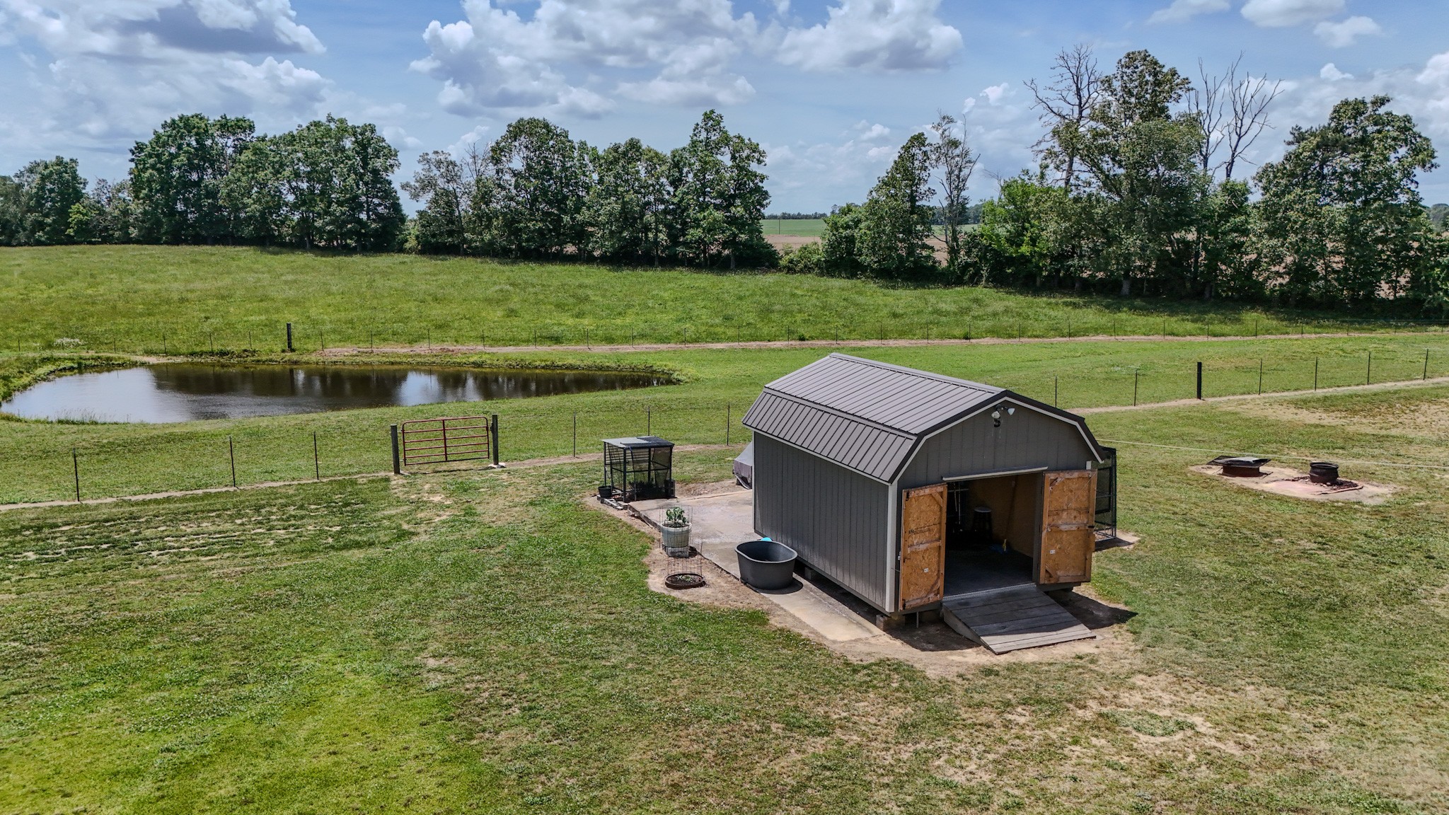 1198 David Patterson Road Lutts, TN 38471 - Photo 43 of 82 an aerial view of a house with a yard