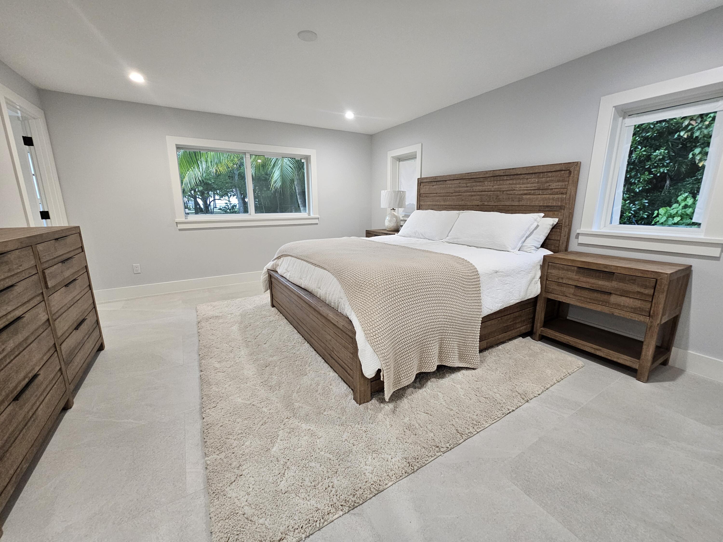 41 Sunset Road Key Largo, FL 33037 - Photo 28 of 61 Primary Bedroom