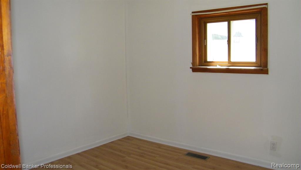1920 Castle Road North Branch, MI 48461 - Photo 43 of 46 Gallery Image 43