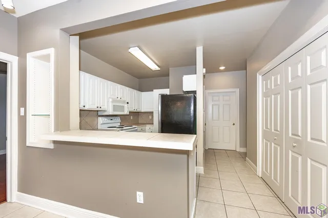 $140,000 | 5165 Etta Street, Unit 8B, Baton Rouge, LA 70820