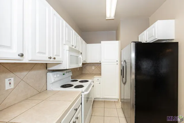 $140,000 | 5165 Etta Street, Unit 8B, Baton Rouge, LA 70820