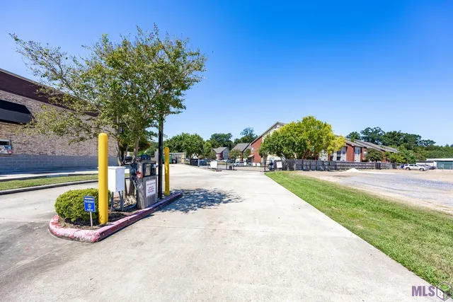 $140,000 | 5165 Etta Street, Unit 8B, Baton Rouge, LA 70820