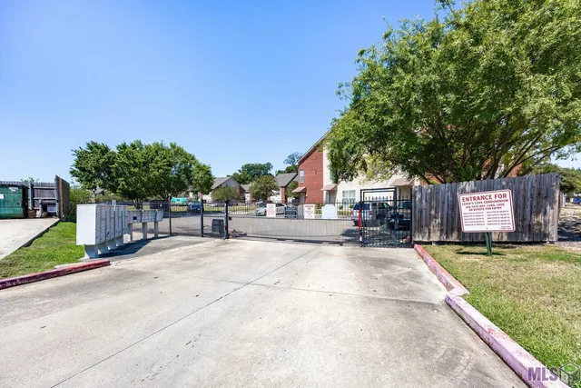 $140,000 | 5165 Etta Street, Unit 8B, Baton Rouge, LA 70820