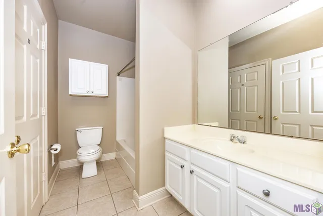 $140,000 | 5165 Etta Street, Unit 8B, Baton Rouge, LA 70820