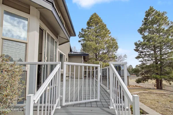 $1,594,990 | 674 North Hulet Lane, Flagstaff, AZ 86004