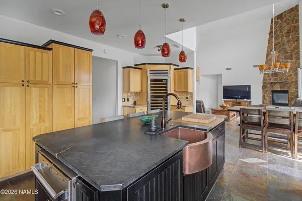 $1,594,990 | 674 North Hulet Lane, Flagstaff, AZ 86004