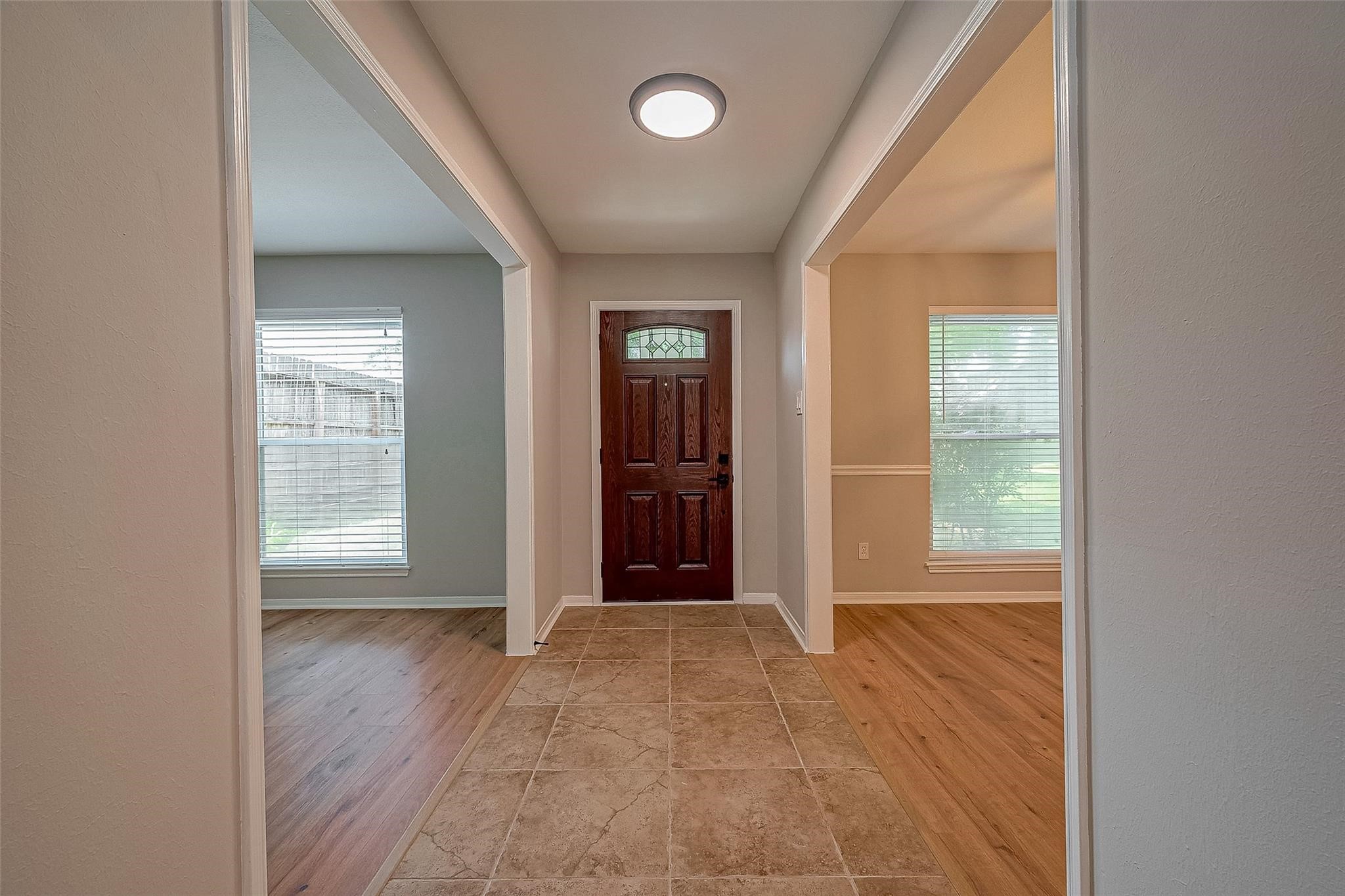 14736 Perthshire Road, Unit F Houston, TX 77079 - Photo 2 of 27