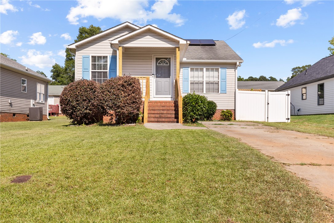 1940 Inman Drive Anderson, SC 29625 - Photo 1 of 26 Gallery Image 1
