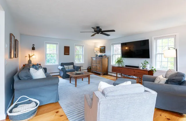 $845,000 | 80 Christian Hill Road, Amherst, NH 03031