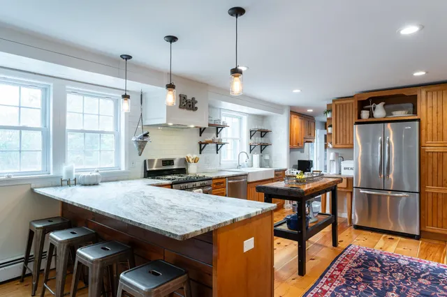 $845,000 | 80 Christian Hill Road, Amherst, NH 03031