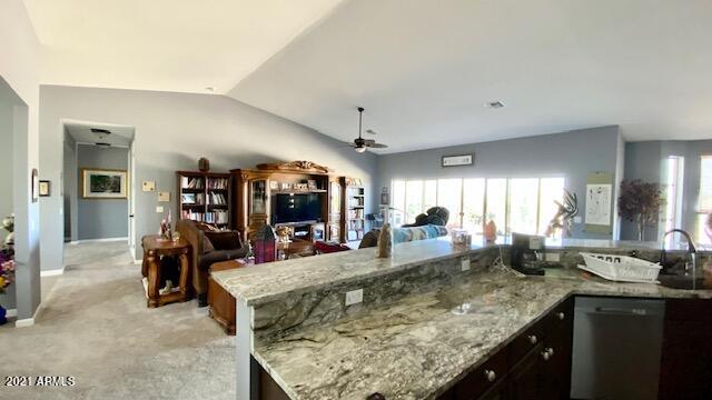 3918 East Beverly Road Phoenix, AZ 85042 - Photo 12 of 37 IMG_8896