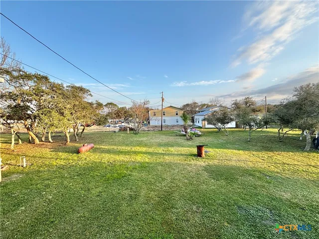 $229,000 | 707 West Monroe Avenue, Port O'Connor, TX 77982