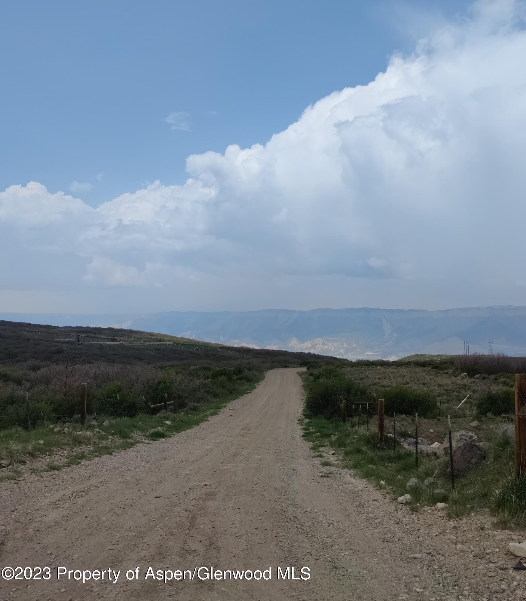 317 Rifle Co 81650 Rifle, CO 81650 - Photo 5 of 7 Road