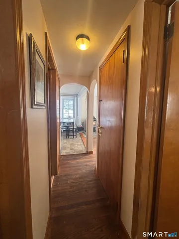 $299,999 | 222 Mountain Road, Ellington, CT 06029