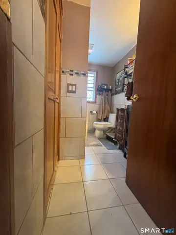 $299,999 | 222 Mountain Road, Ellington, CT 06029