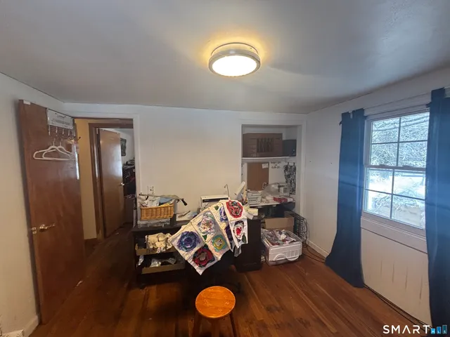 $299,999 | 222 Mountain Road, Ellington, CT 06029