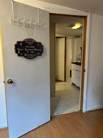 $320,000 | 222 Mountain Road, Ellington, CT 06029