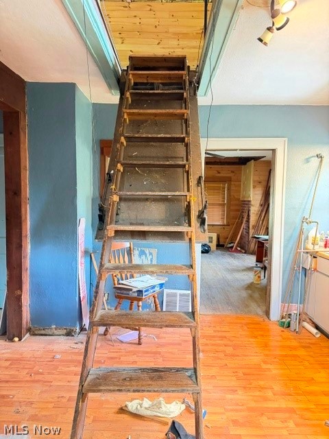 1706 Hampton Road Akron, OH 44305 - Photo 14 of 28
