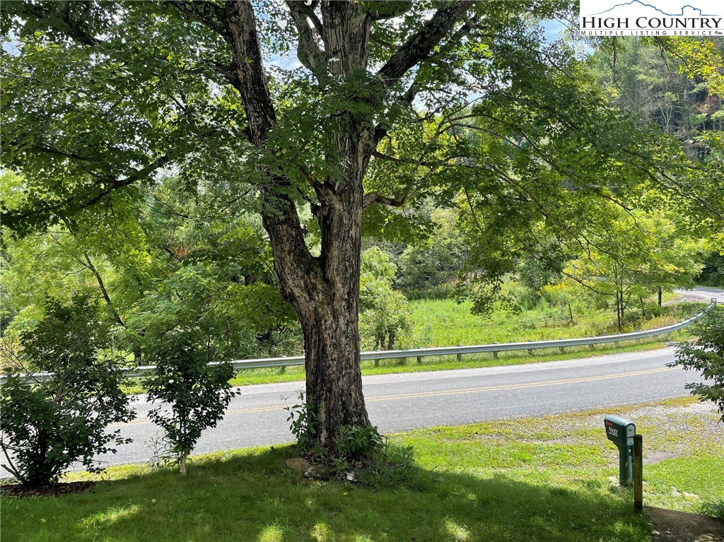 476 North Fulton Reeves Road Laurel Springs, NC 28644 - Photo 36 of 47 Gallery Image 36
