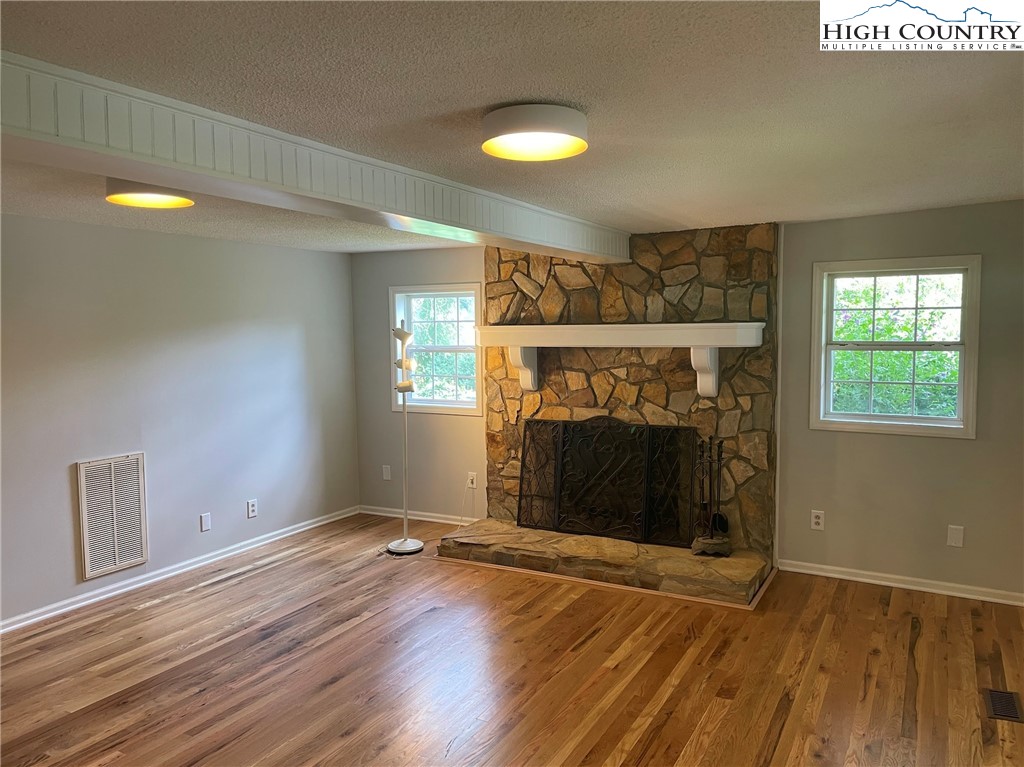476 North Fulton Reeves Road Laurel Springs, NC 28644 - Photo 7 of 47 Gallery Image 7