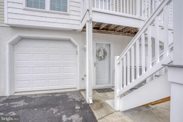 $699,500 | 37841 Salt Grass Cove, Unit 100, Ocean View, DE 19970